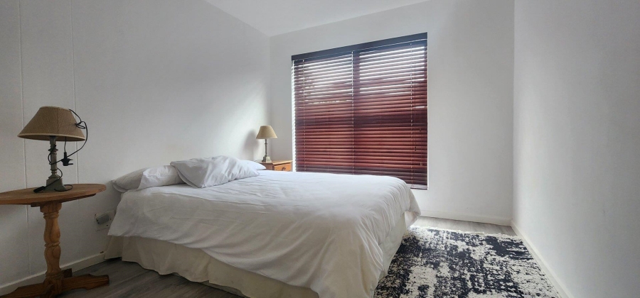 To Let 1 Bedroom Property for Rent in Table View Western Cape
